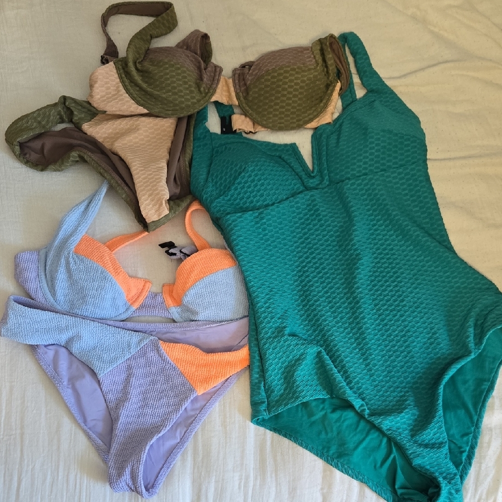 NWOT Vetchy Swimsuits